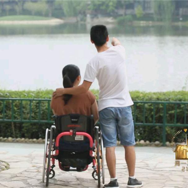 王丽郑瑶夫妻