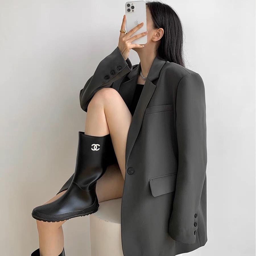 今喜服饰店十三行店