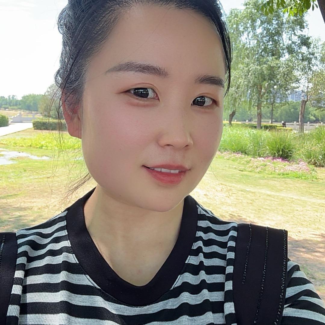 岭岭   （好可爱）