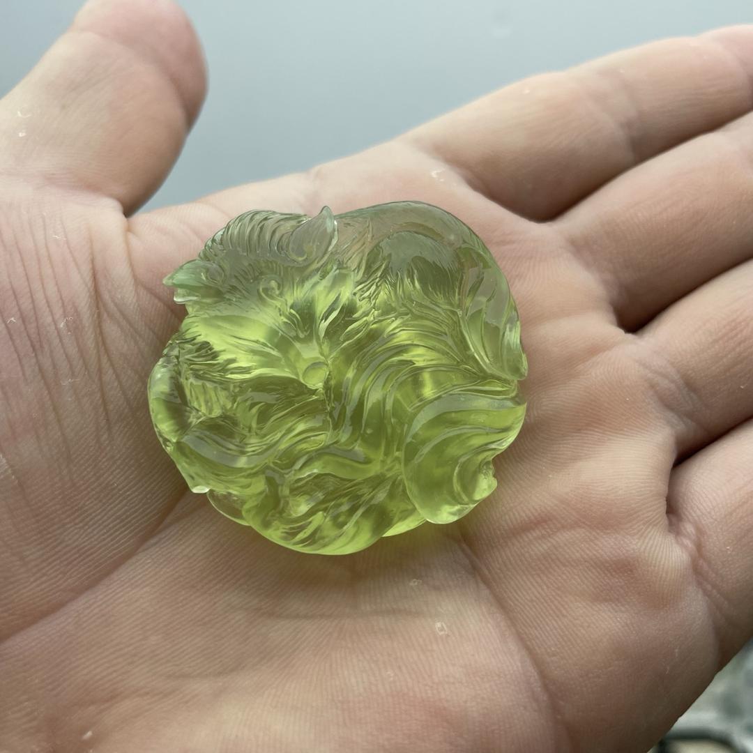 新选岫玉
