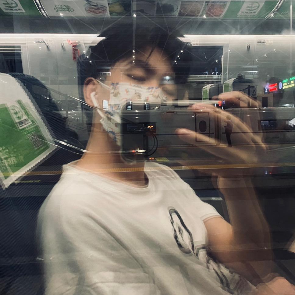 在家剥罗森呢？