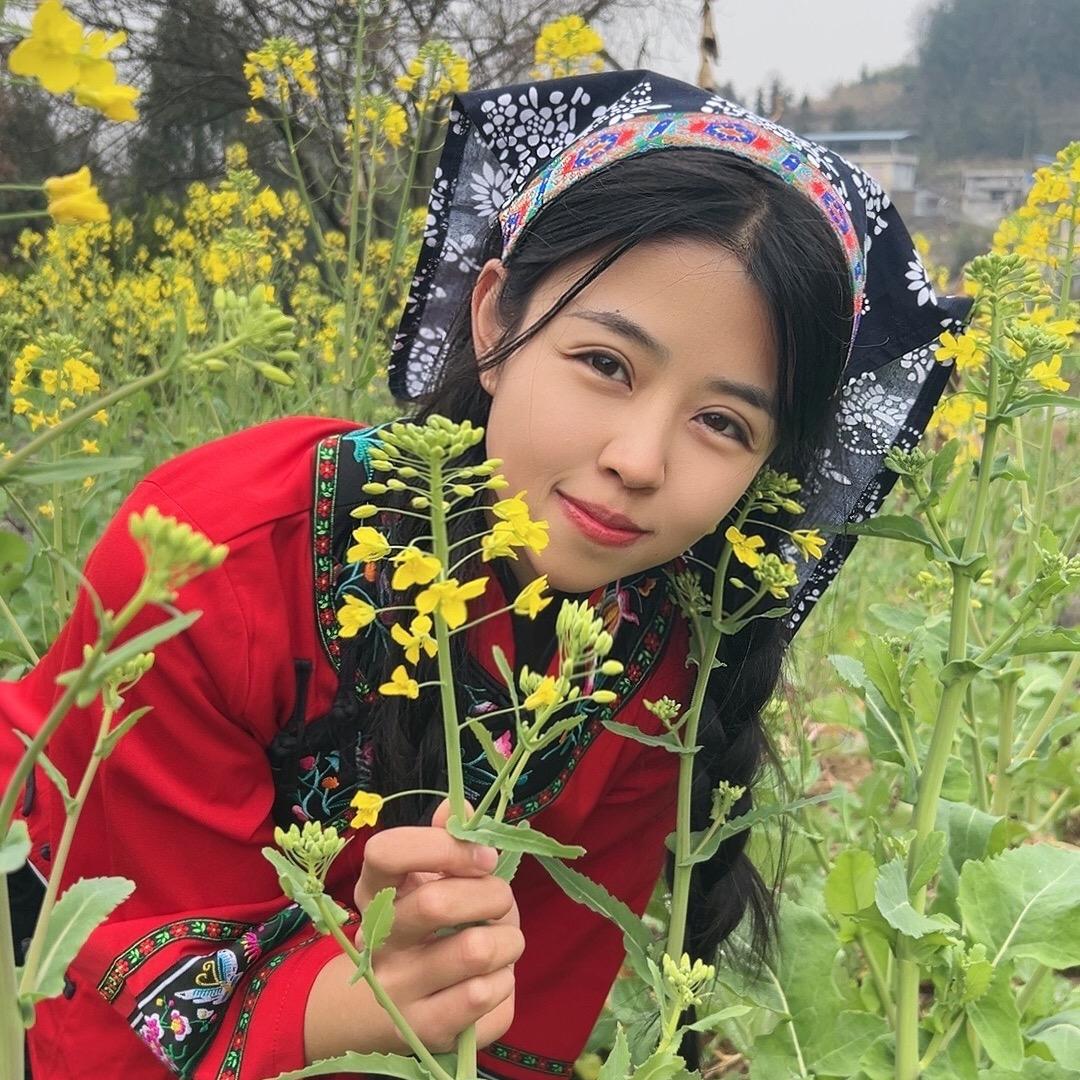田瑶与向阳