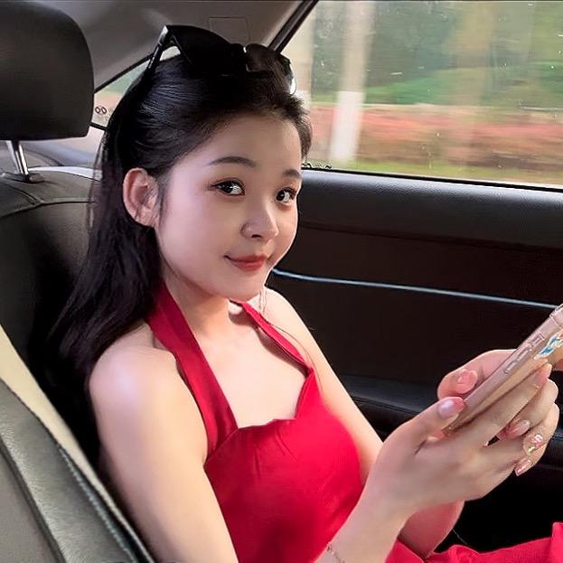 晴晴今天穿什么🤔