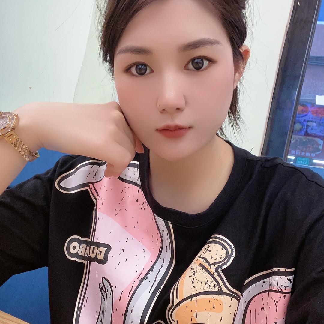 索莉儿女装工厂店
