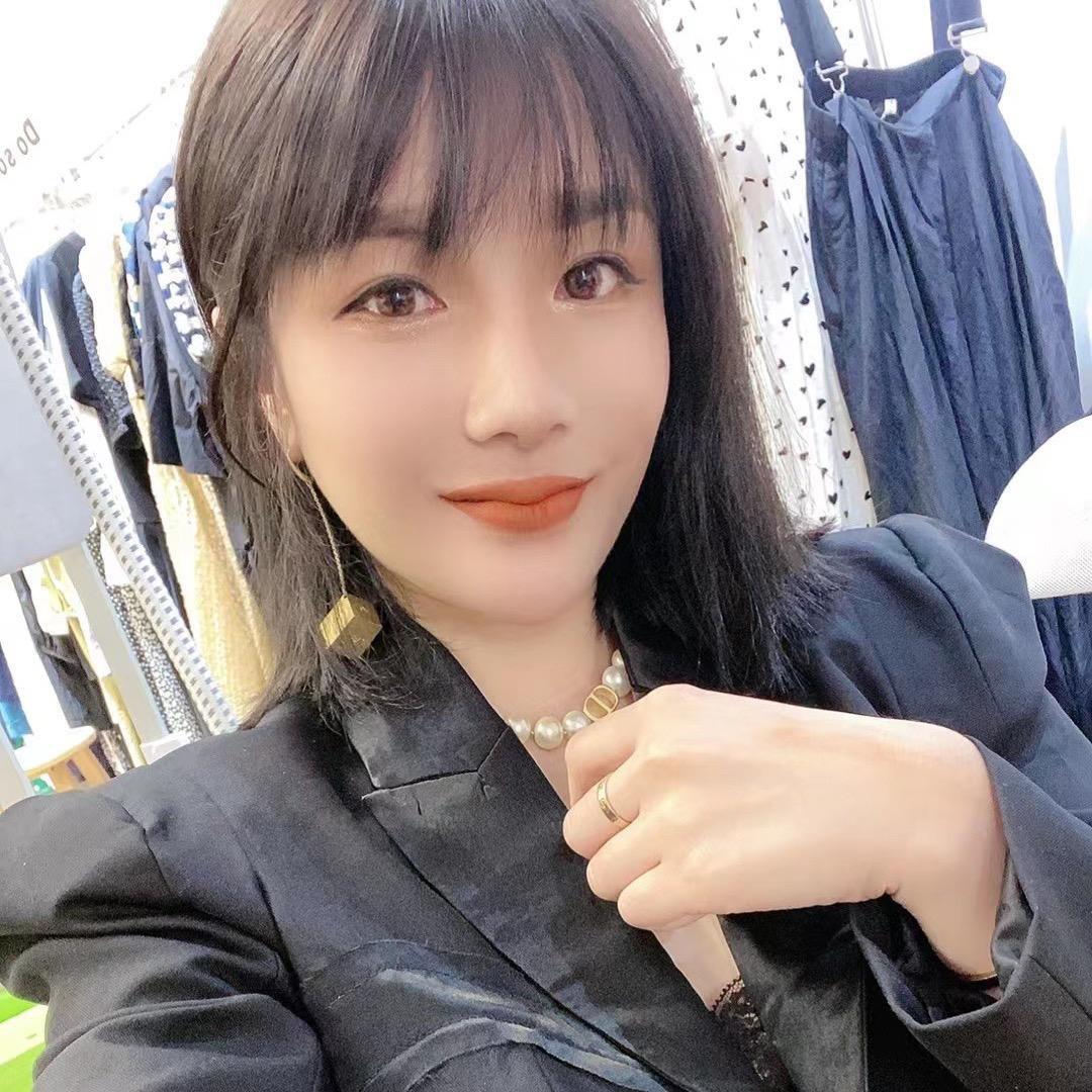 美丫丫女装店