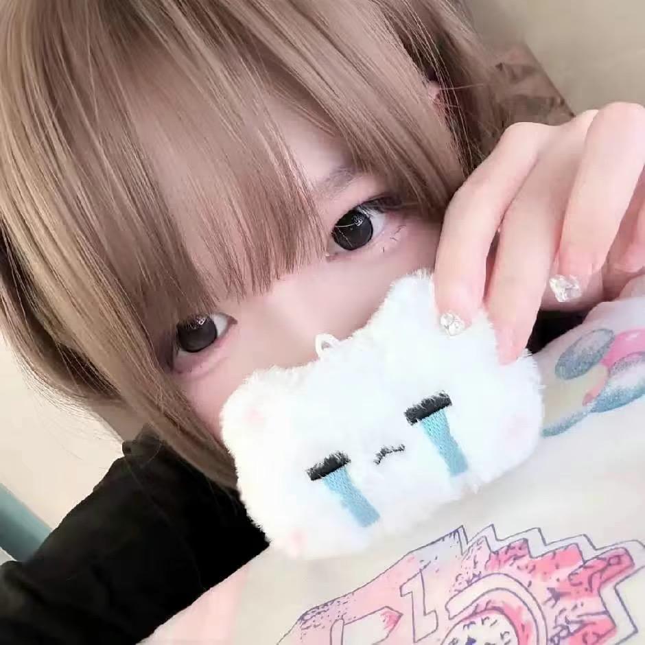 小琪(๑• . •๑)