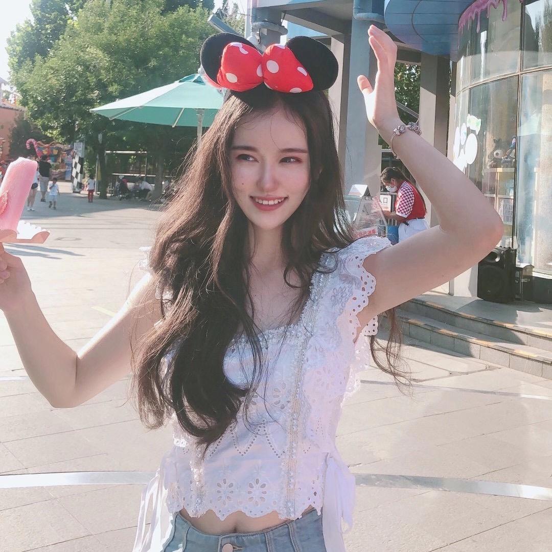 萌萌^-^