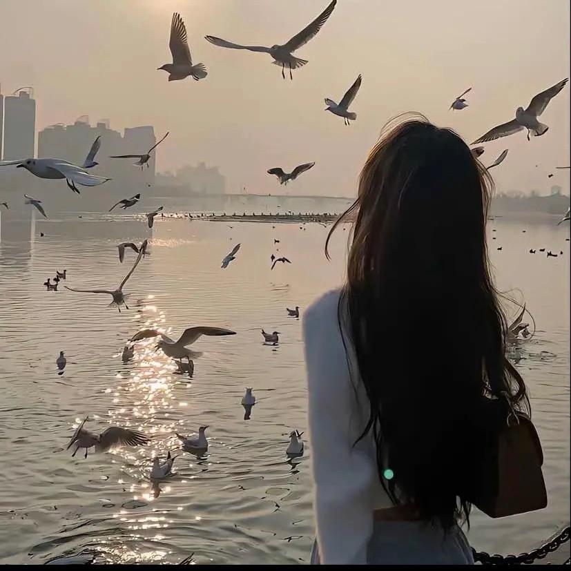 小爱💕头像