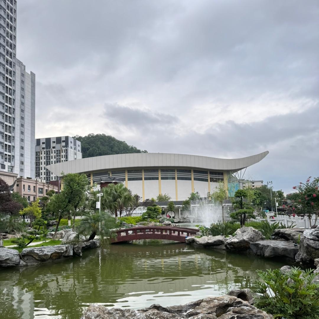 广东花城工商高级技工学校-林老师