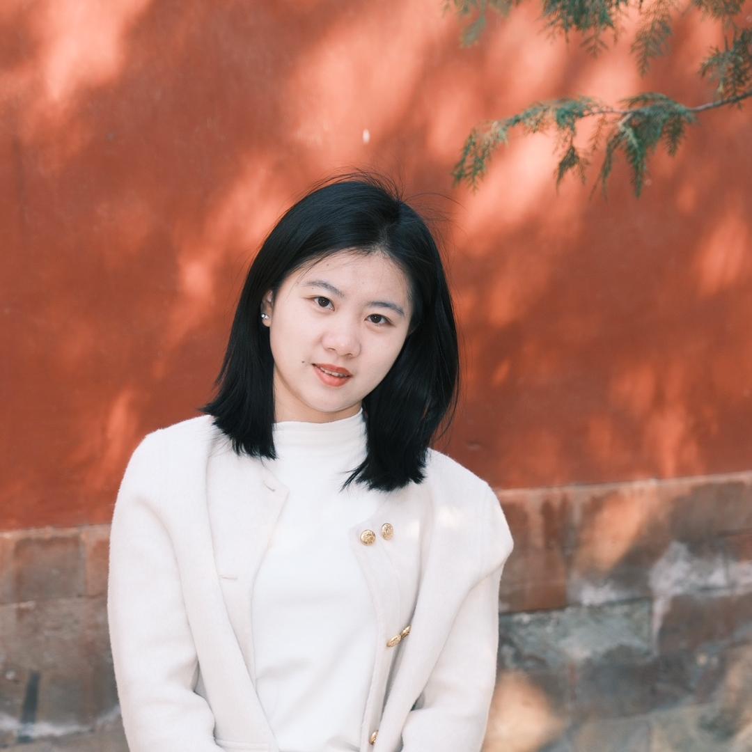 多多吖（学跳舞）