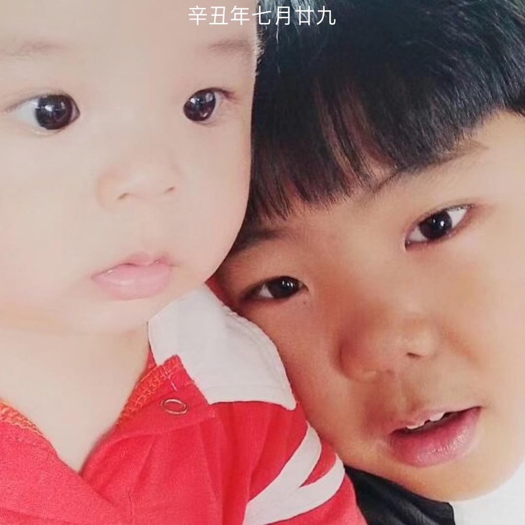 “小黄人儿”头像