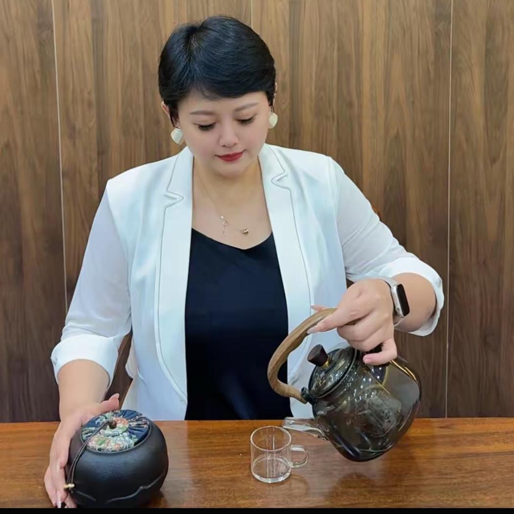蒋总善行天下
