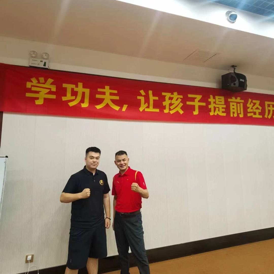 格斗奶爸盘锦校区张馆长