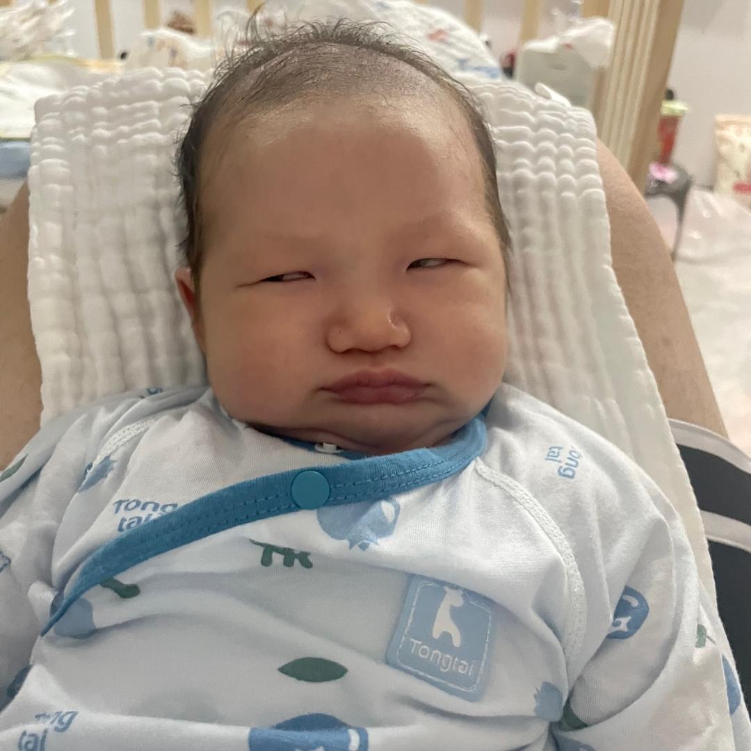 全是汗水与努力