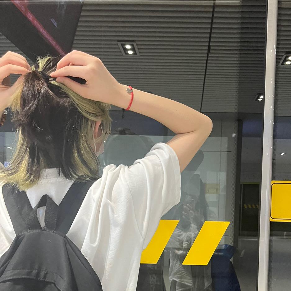 离谱的甜品小店