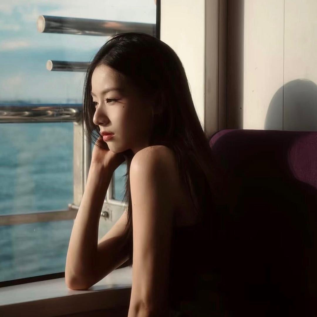 爱摸🐟的小栗🌰子～