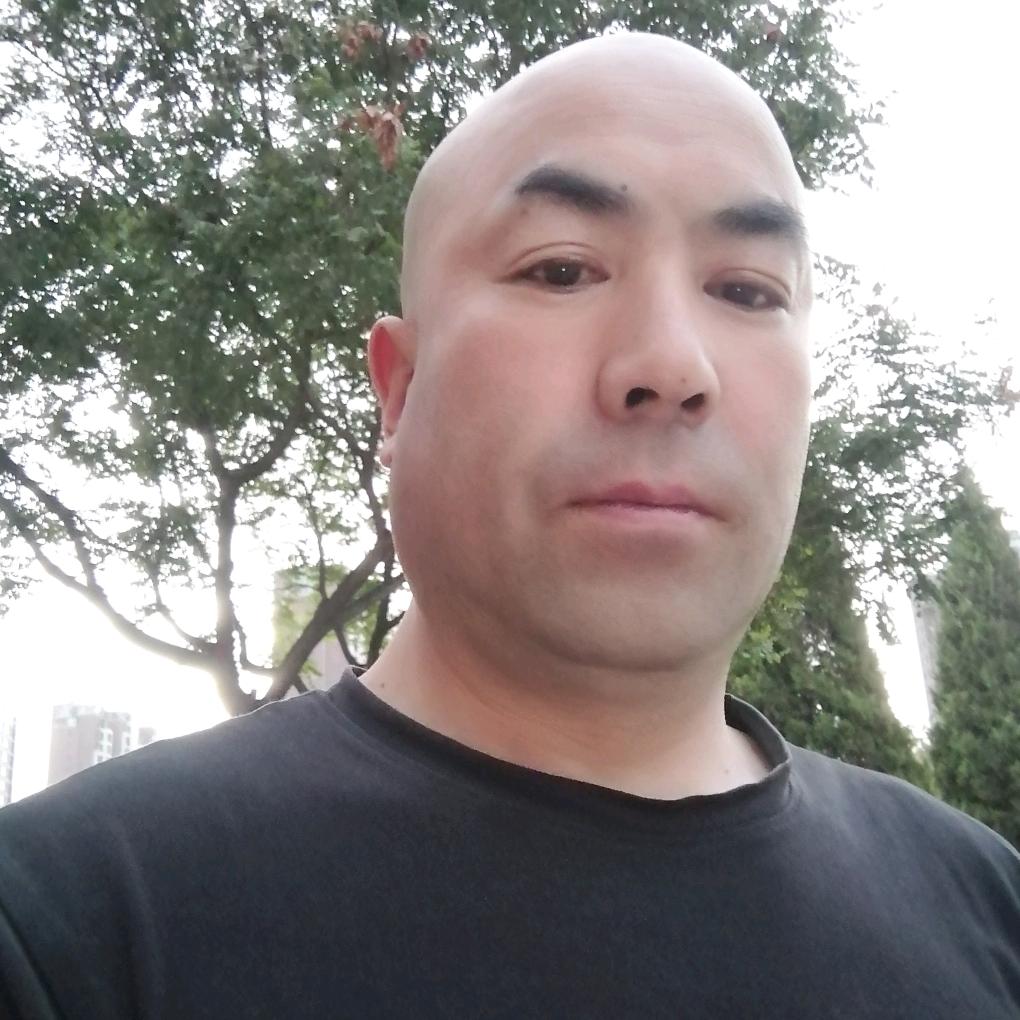 有故事的光头哥