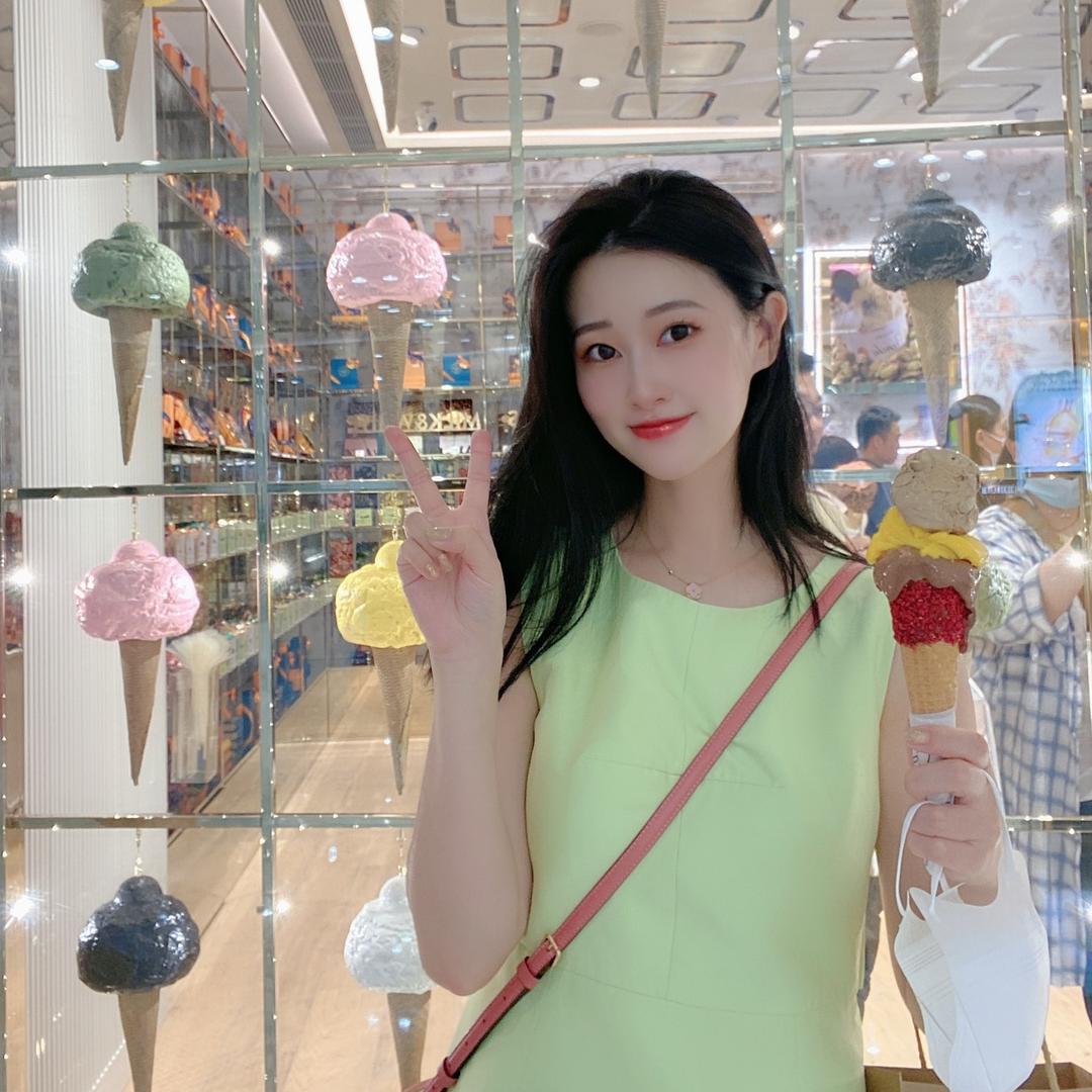 宋千亿轻奢服饰