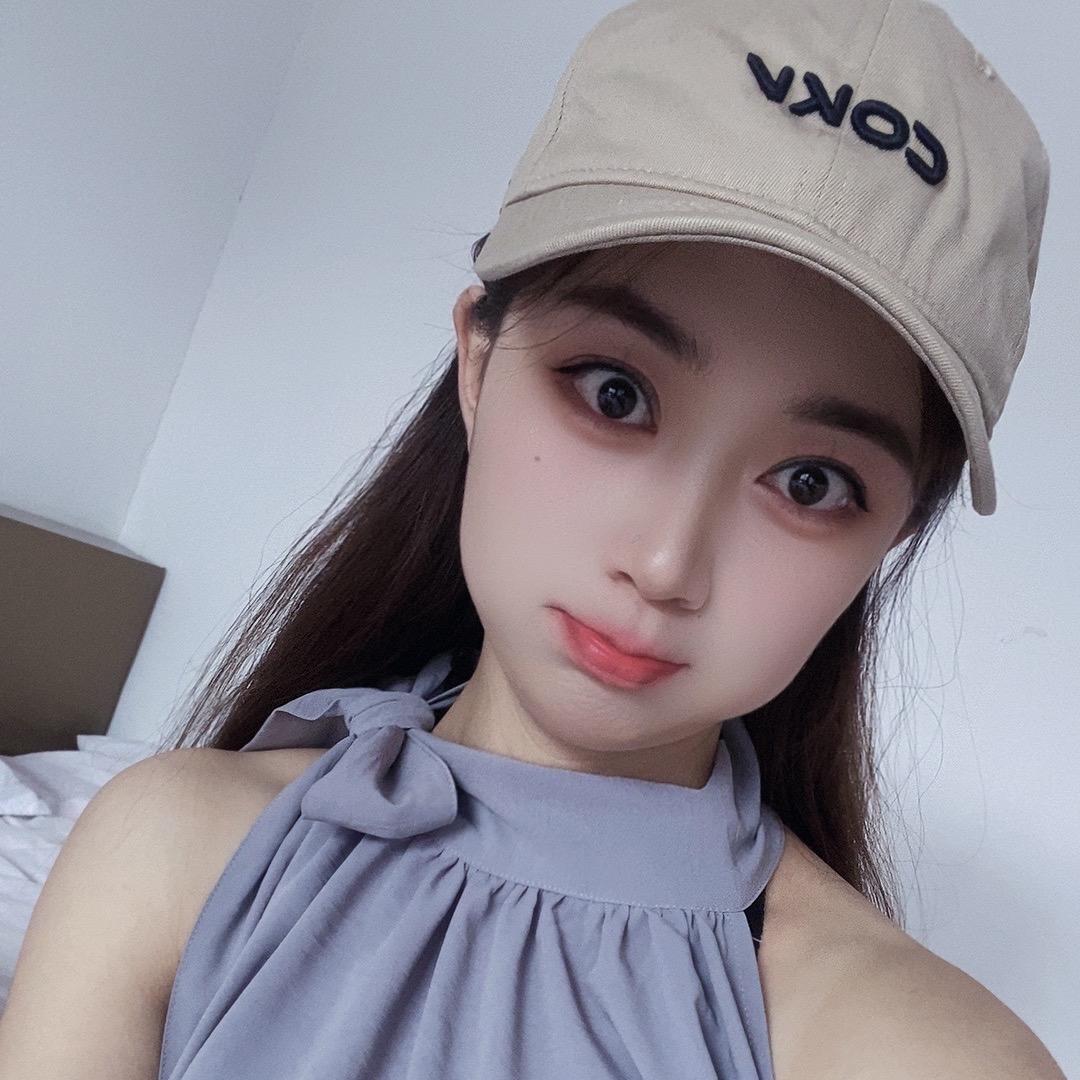 @小齐子🕸️(穿搭)
