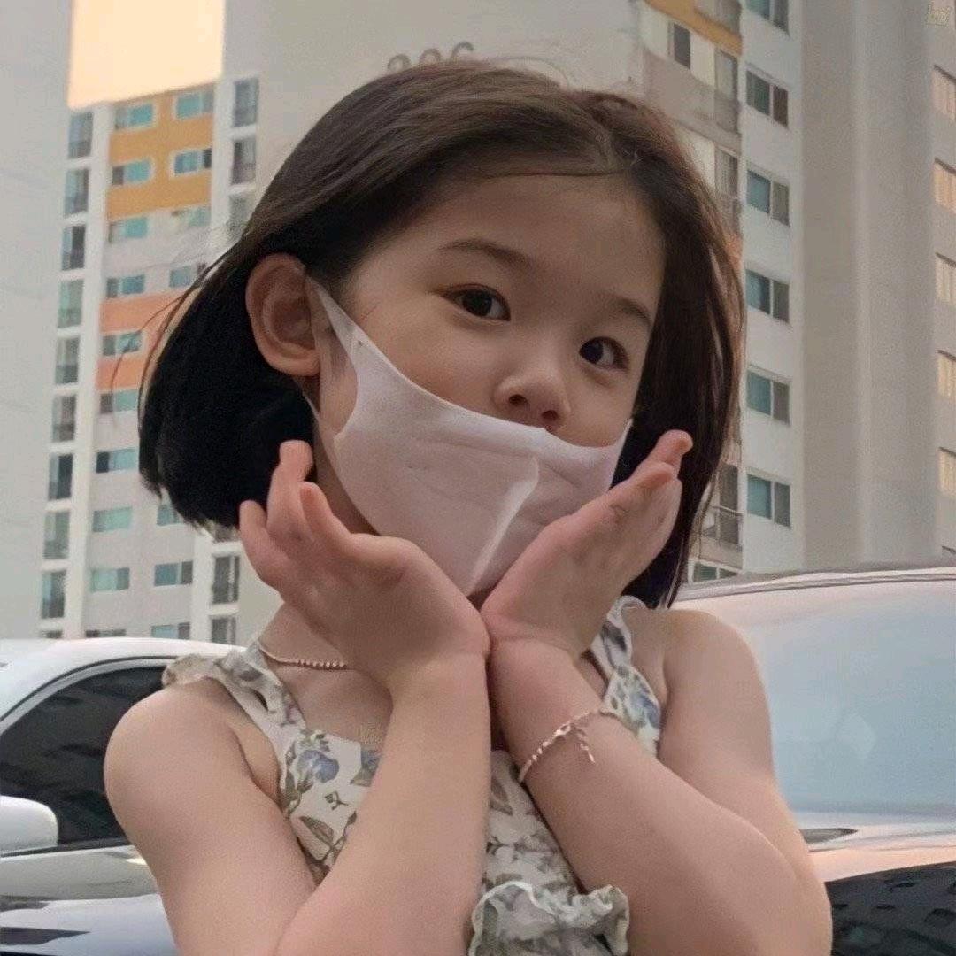 星期六不上发条头像