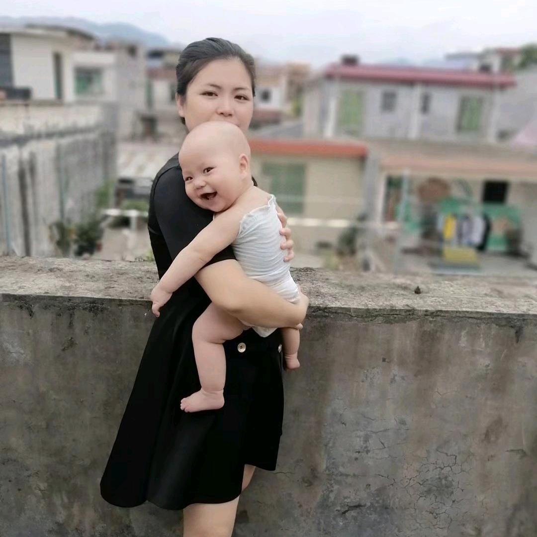 小包子爸