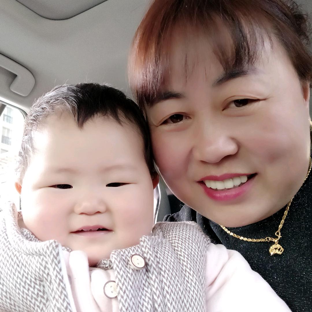 梓萌奶奶李俊灵′