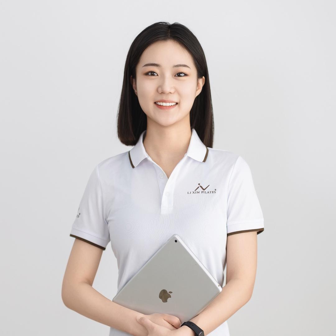 李欣普拉提Vivi老师
