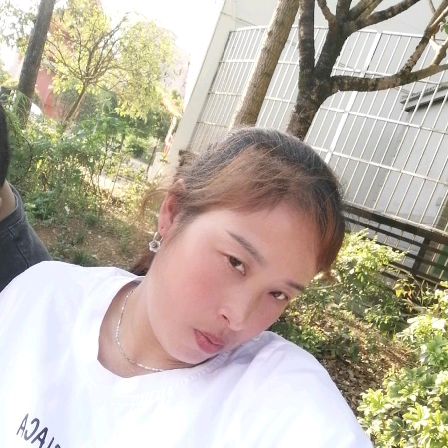 小芬
