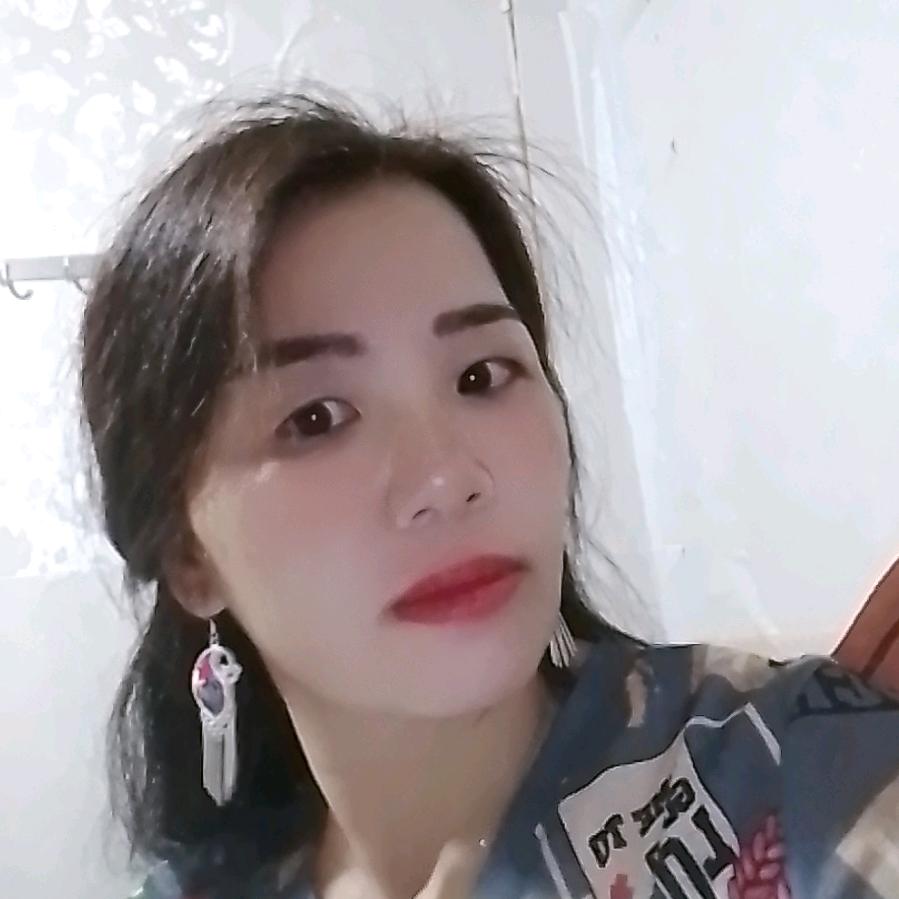 哂:江春姐