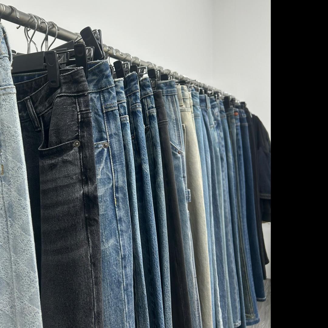 梓亿牛仔服饰店