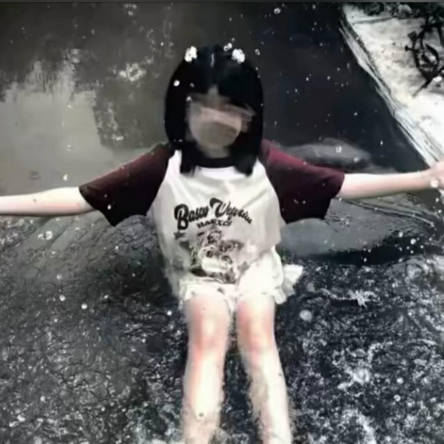 huFfgbbsndnnndjdjs