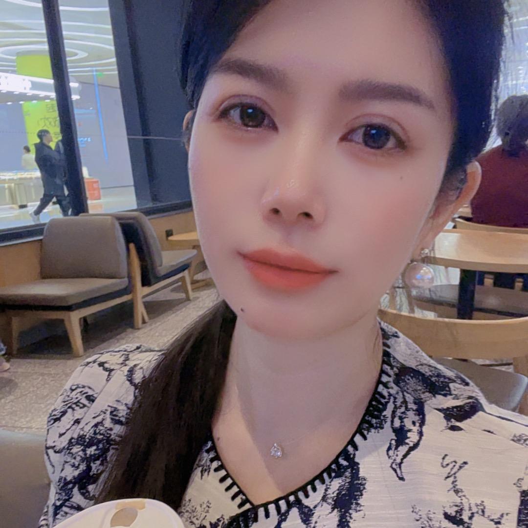 婷婷🌻
