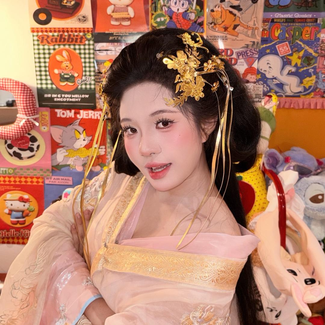 小郑很乖.