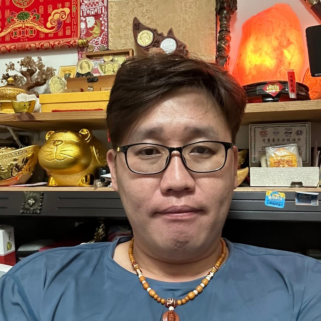 烈焰小馬头像