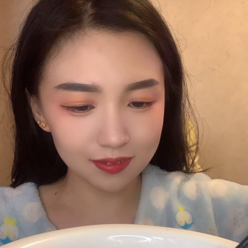 贪吃的王三三(爱美食)