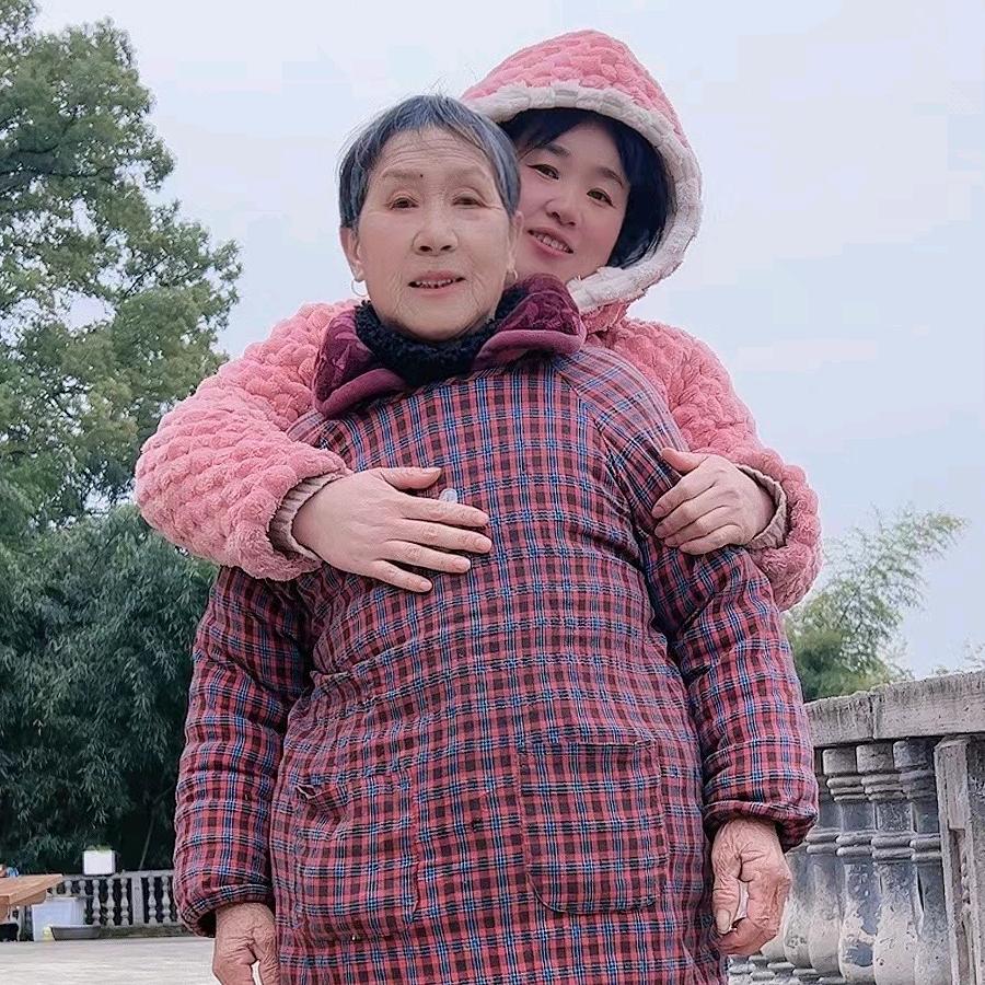奶奶