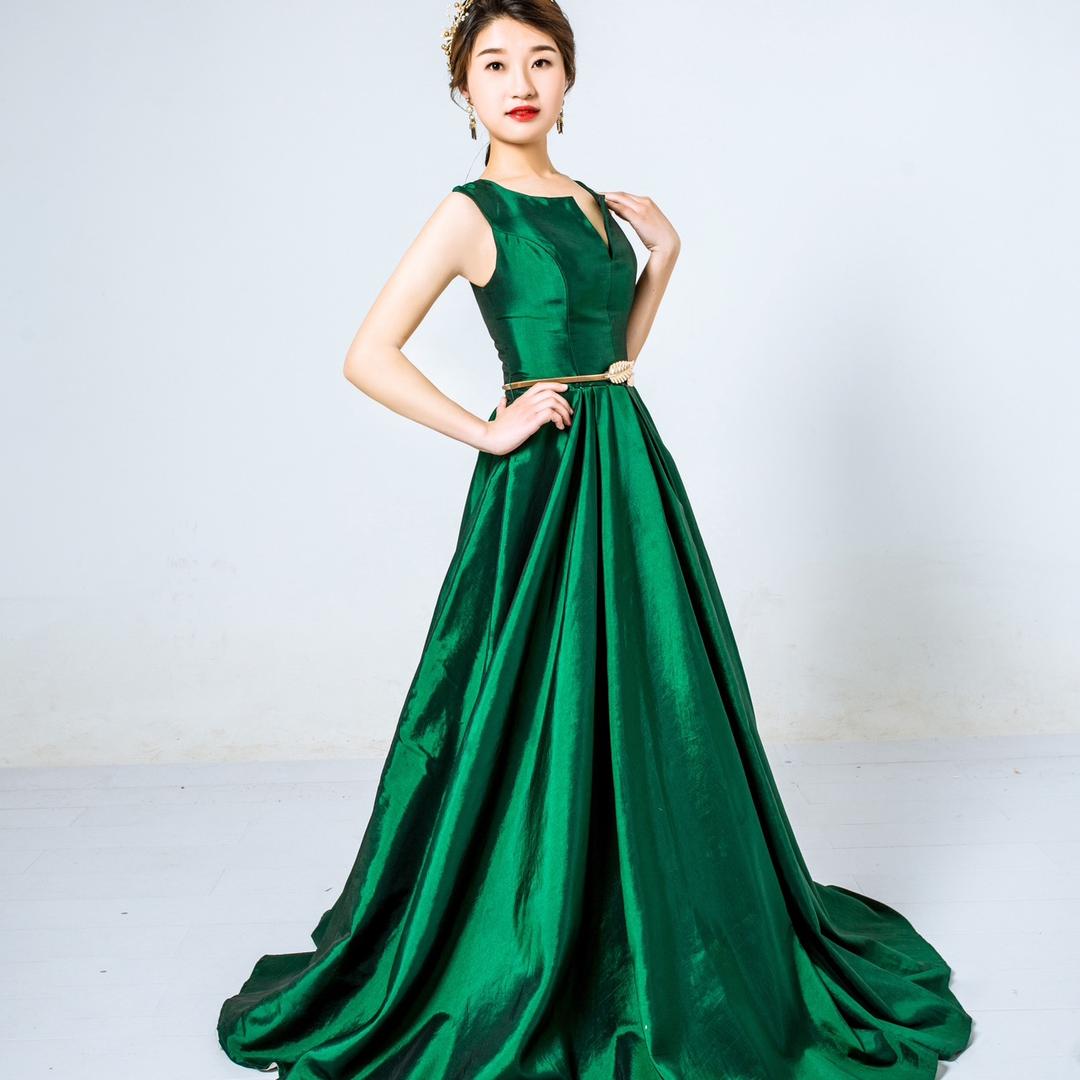 艺鸣钢琴徐老师