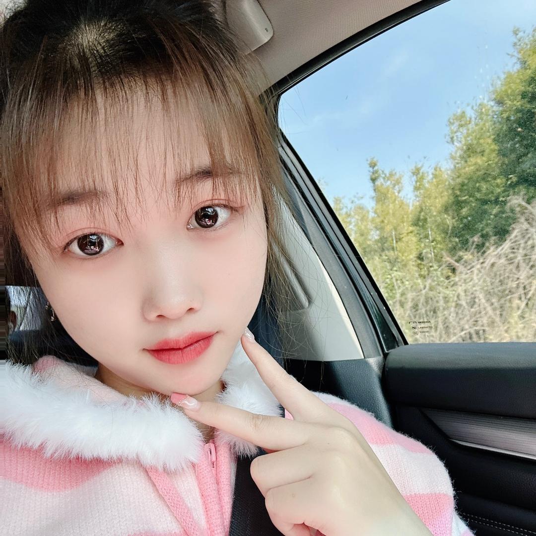 欣欣雅