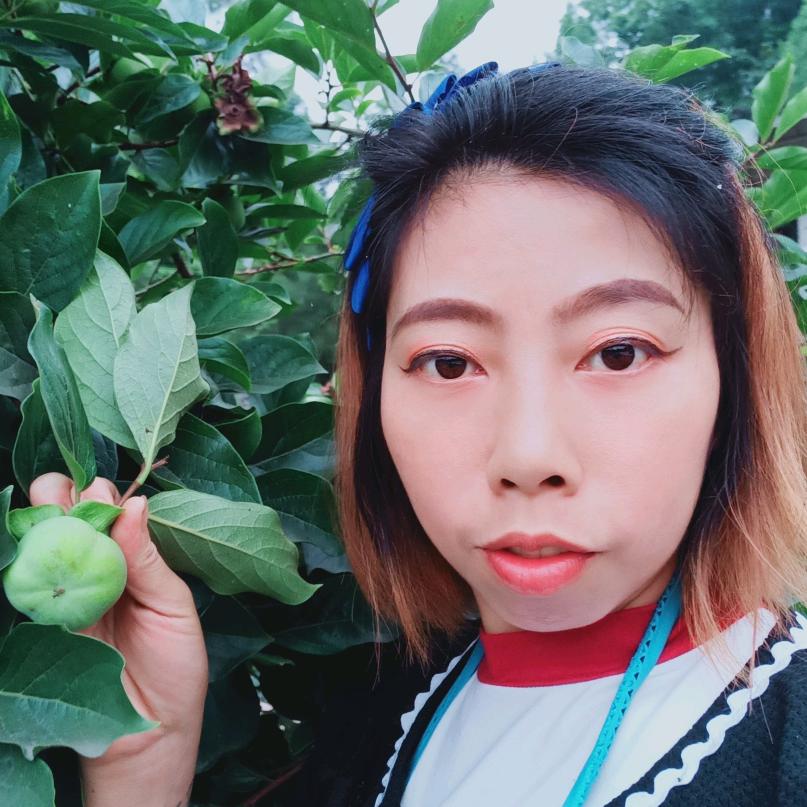 天高任鸟飞，海阔凭鱼跃。