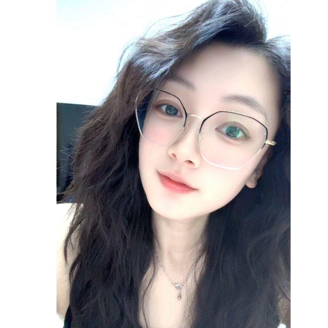 李多多~