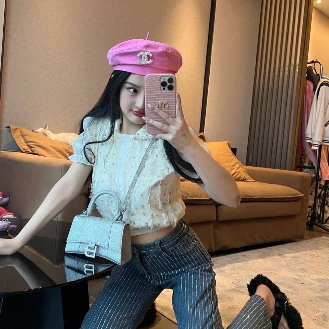 洋洋轻奢服饰店