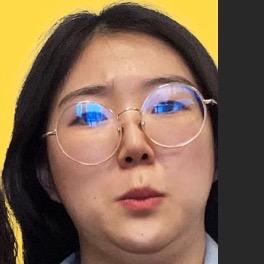 大薇吃饭贼拉香