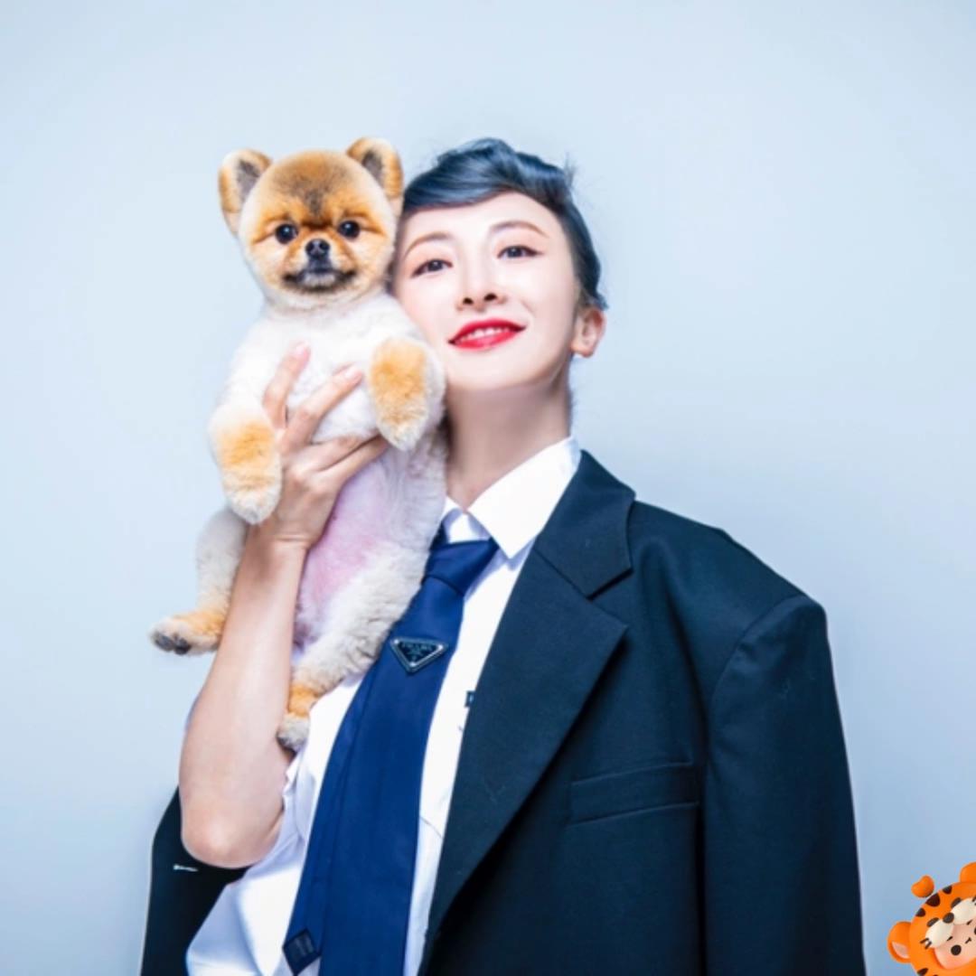 魔女教主娜娜