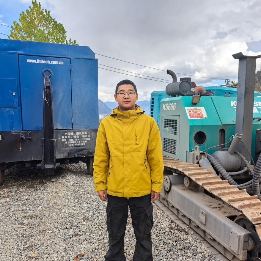 黑旋风卖空压机*钻机