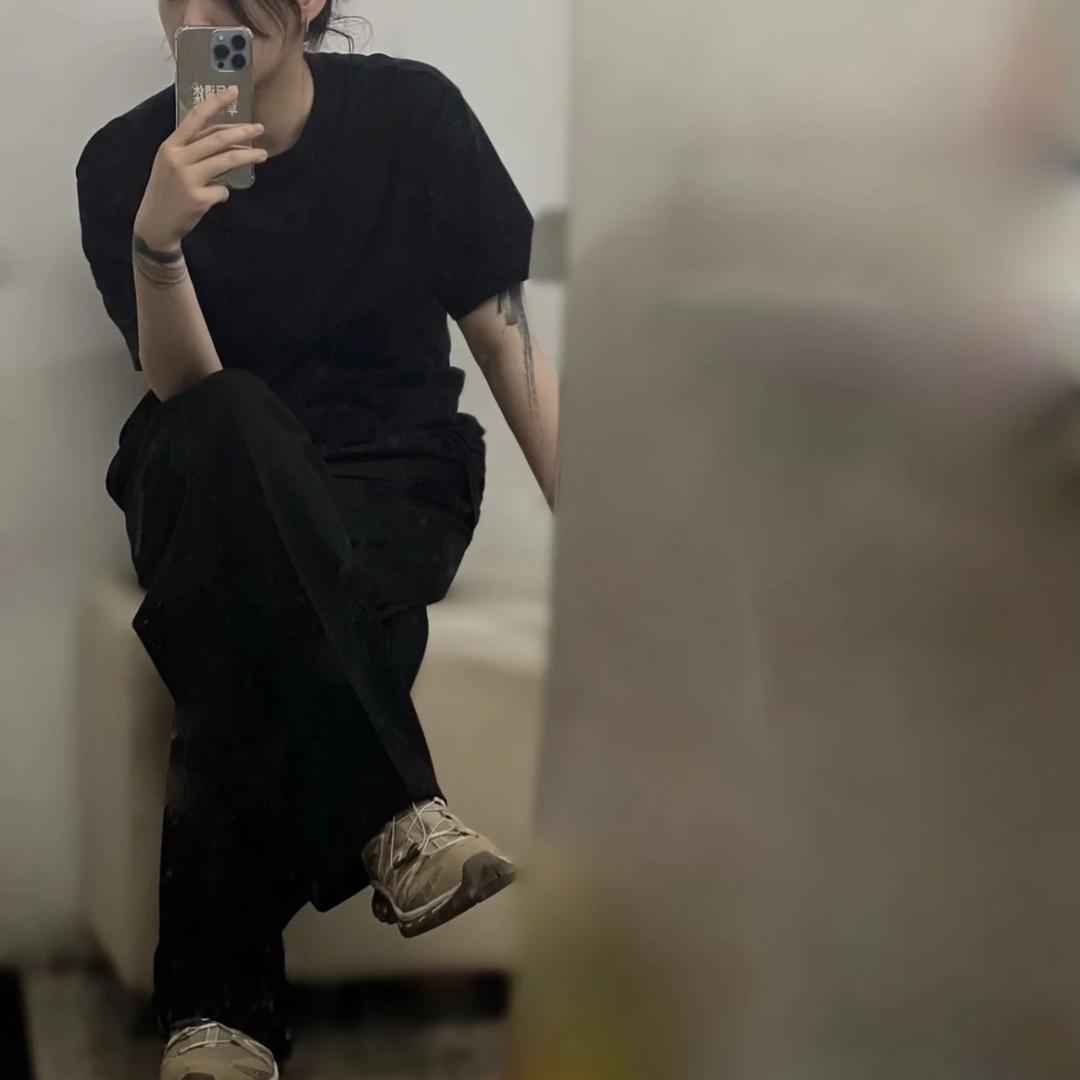 一只眼