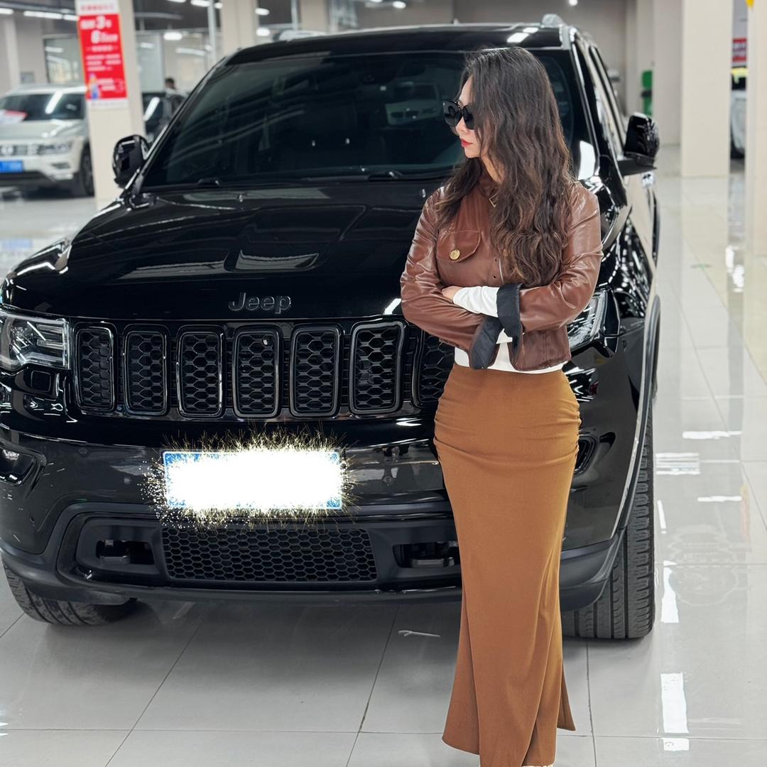 小姨妈卖二手车