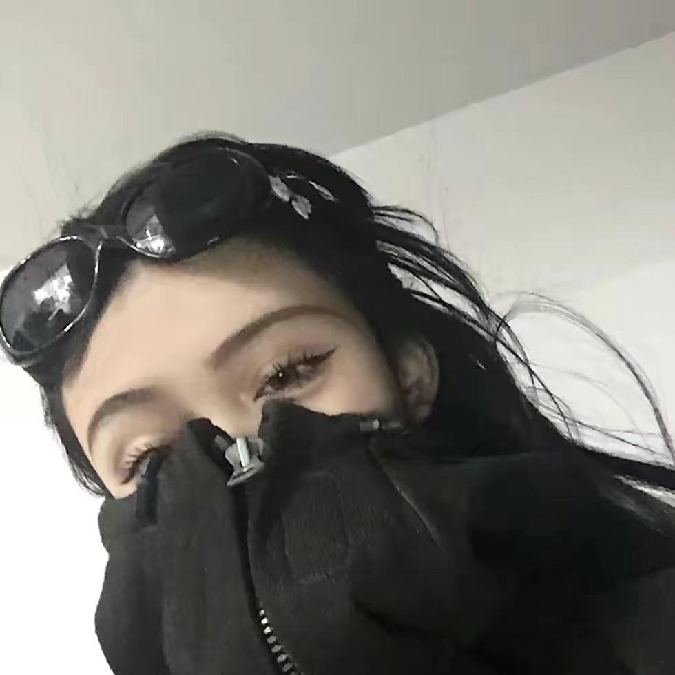 爱美的小姨妈Ohoh