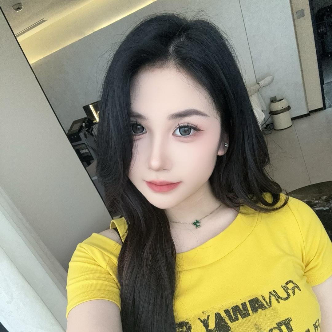 迪媄小前台