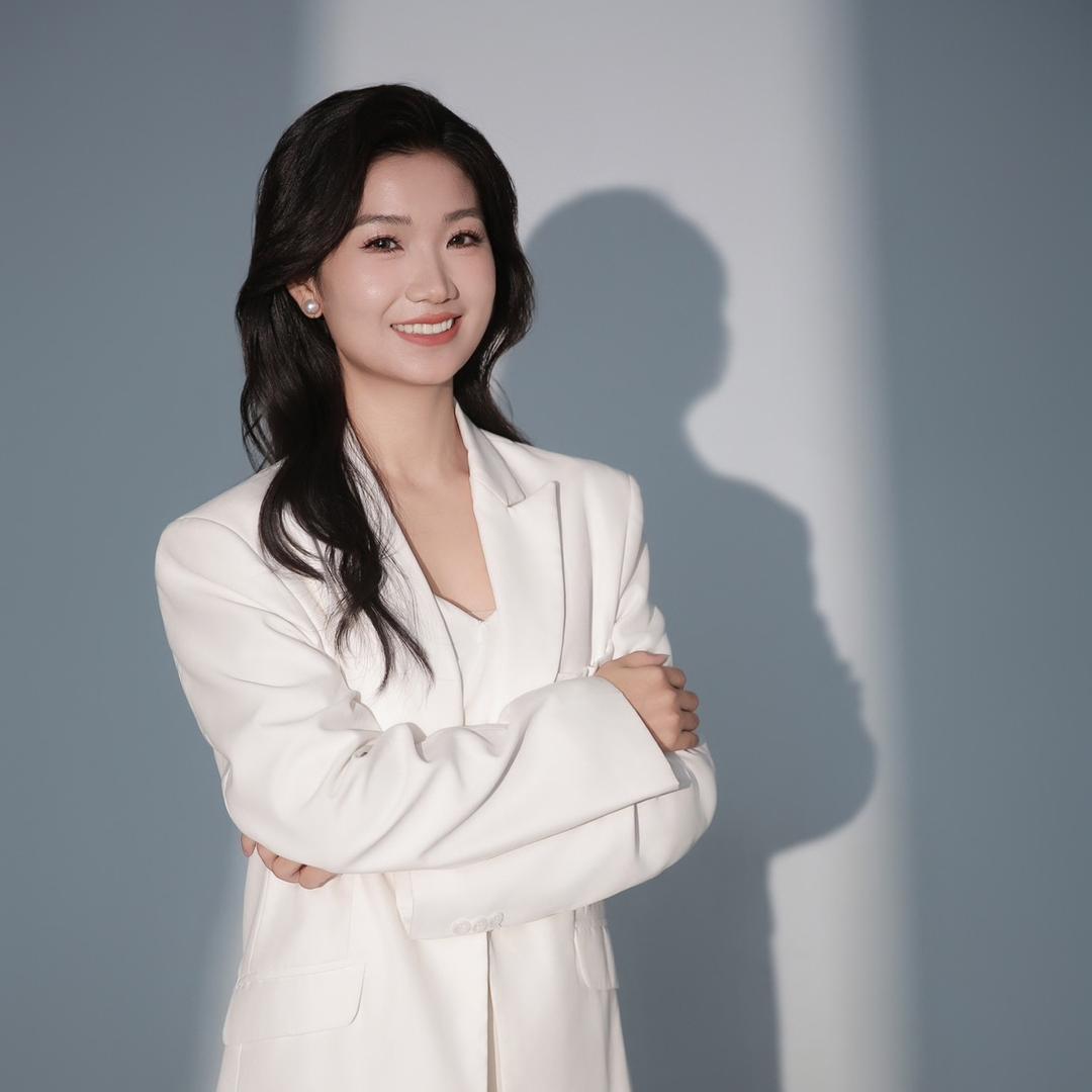 95年宝妈带3娃要努力