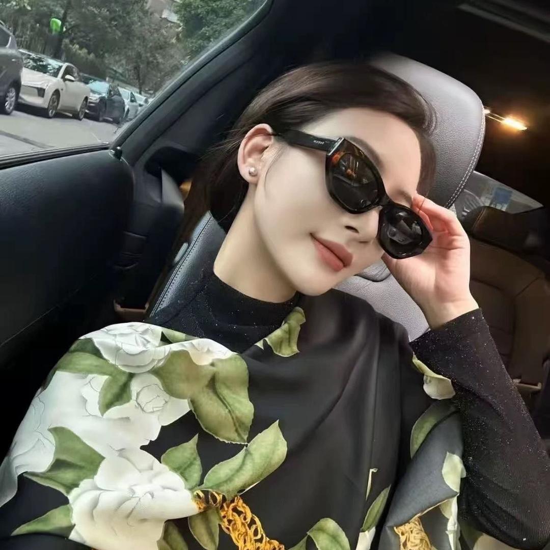 爱穿搭的小鱼姐姐
